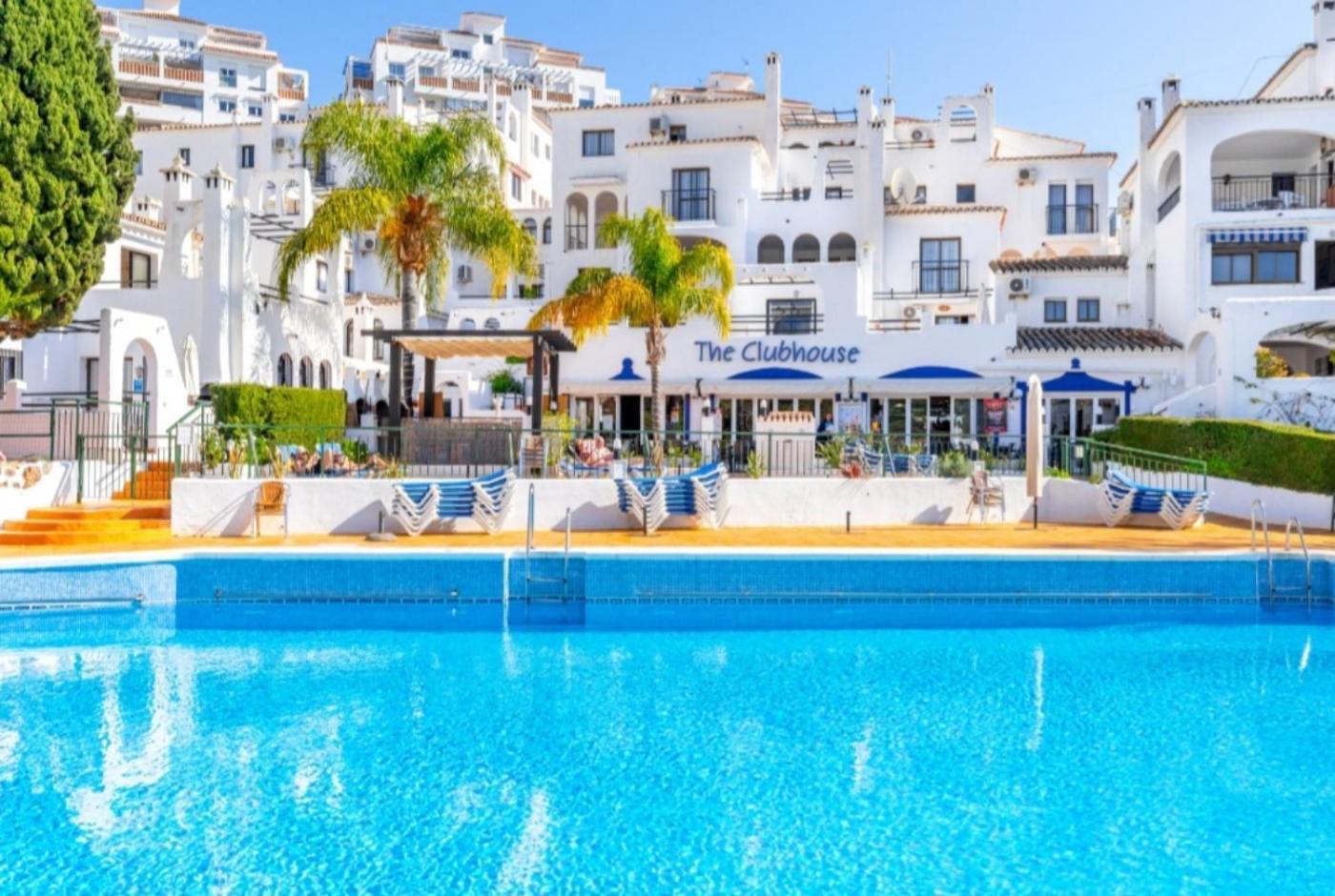Estudio Pasodoble. Pueblo Evita Benalmádena Εξωτερικό φωτογραφία